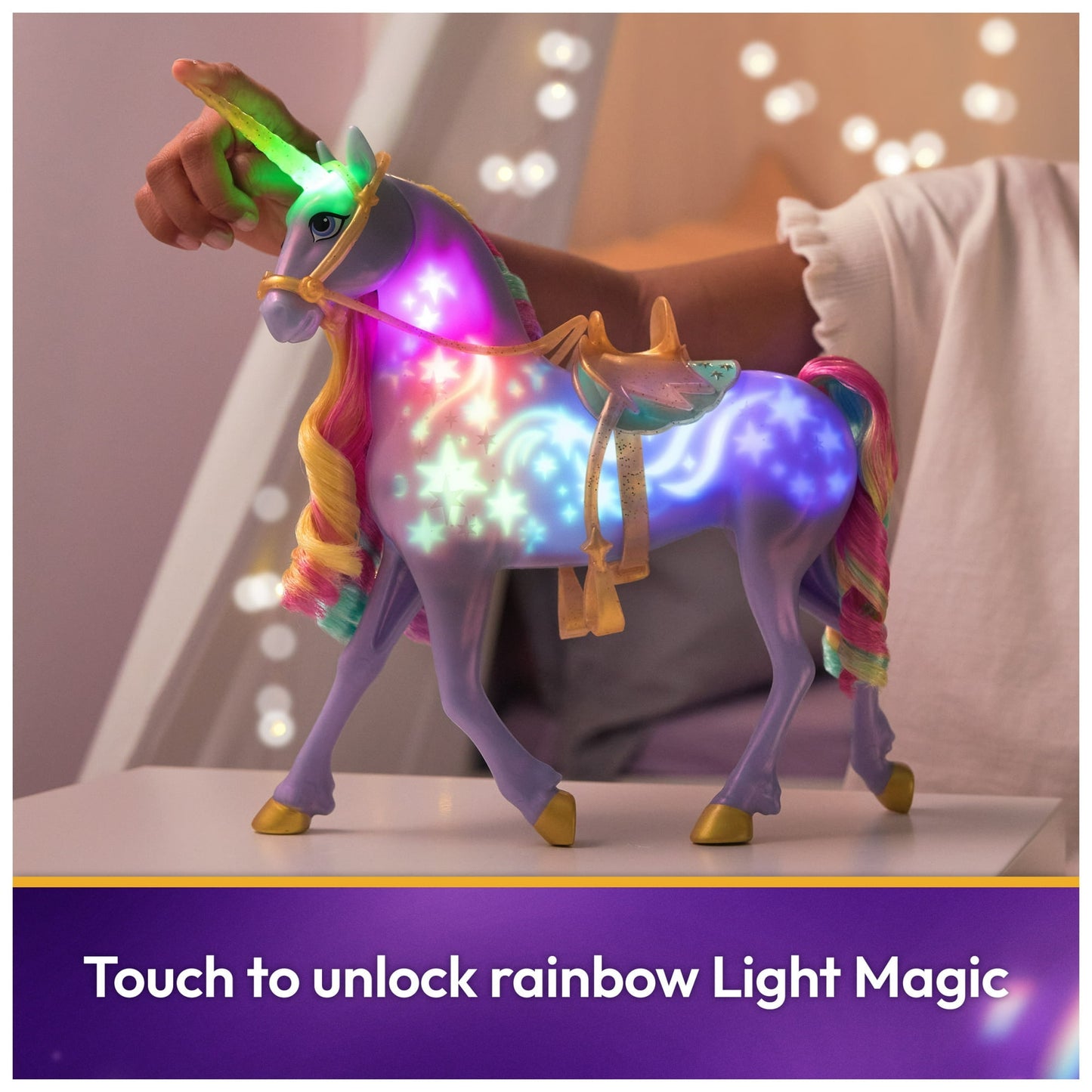 Unicorn Academy, Rainbow Light-up Wildstar with Lights, Sounds & Music for Ages 4 and up