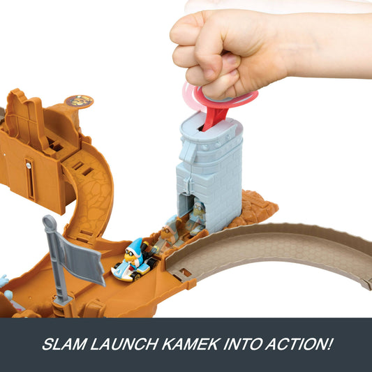 Hot Wheels Mario Kart BowserÕs Castle Track Set with 1:64 Scale Die-Cast Kamek Toy Vehicle & Storage