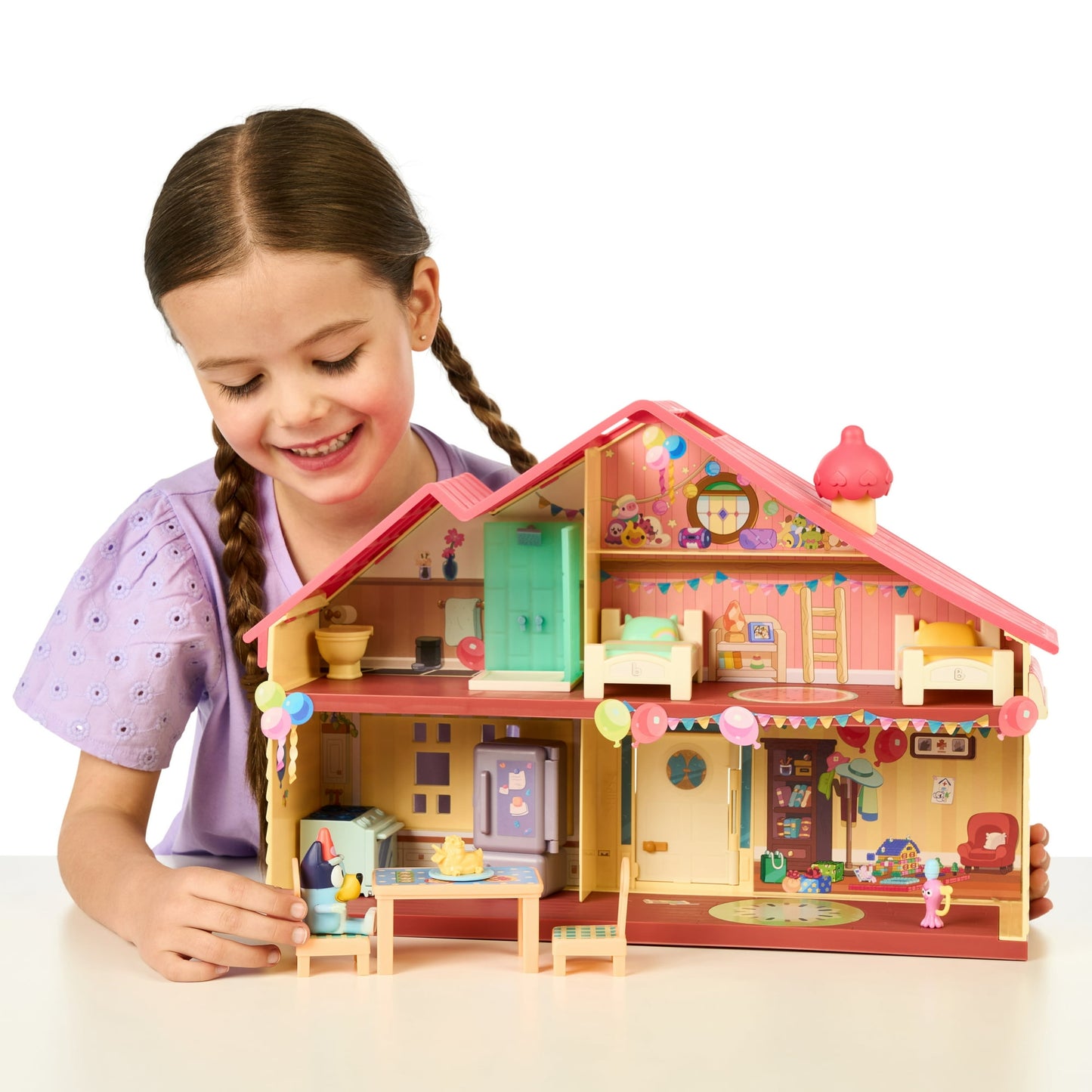 Bluey's Celebration Home, Celebrate Bluey's Birthday with 11 Play Pieces, Toys for Kids 3-6 Years