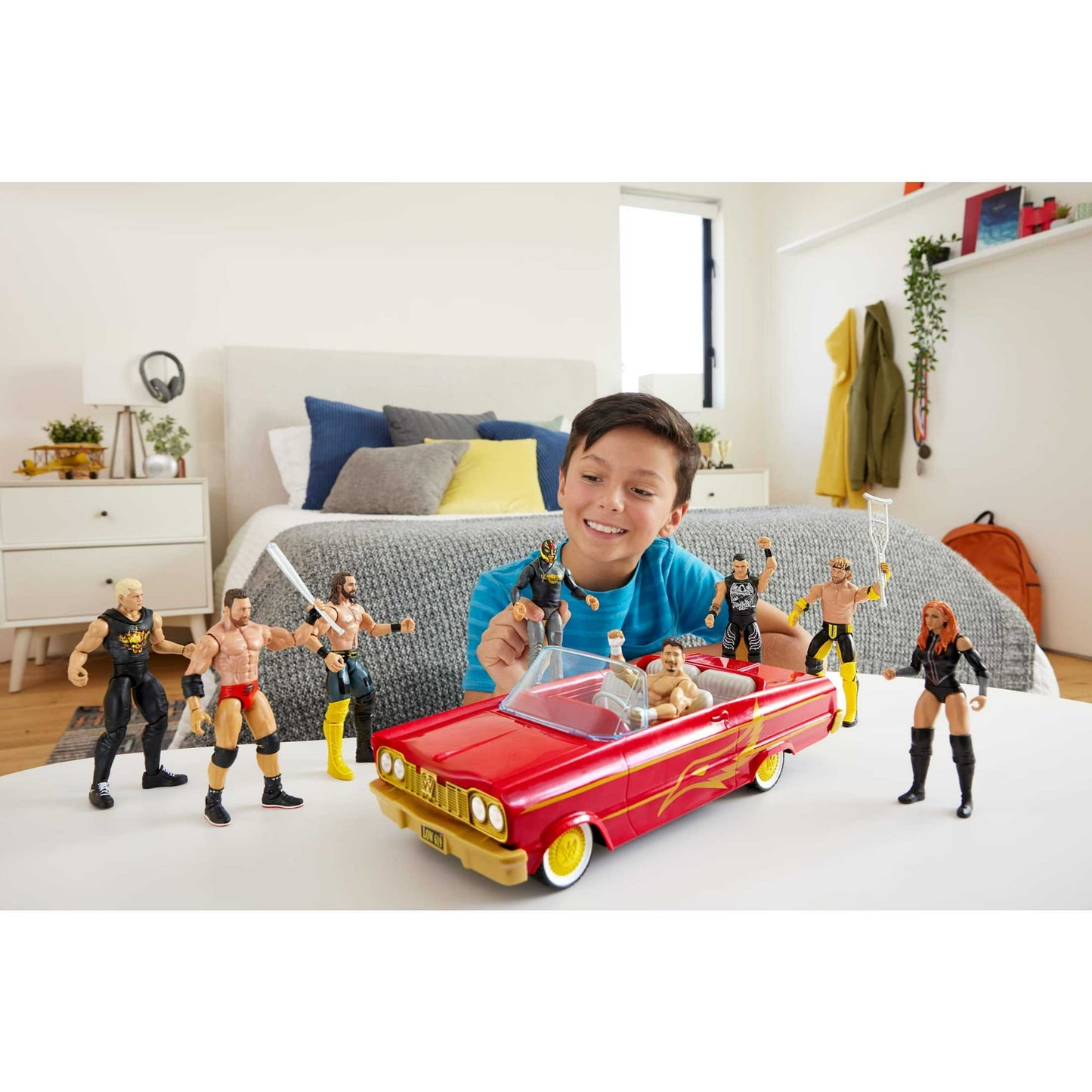 WWE Action Figure Vehicle Lucha Low Rider Car with Rey Mysterio Main Event Action Figure