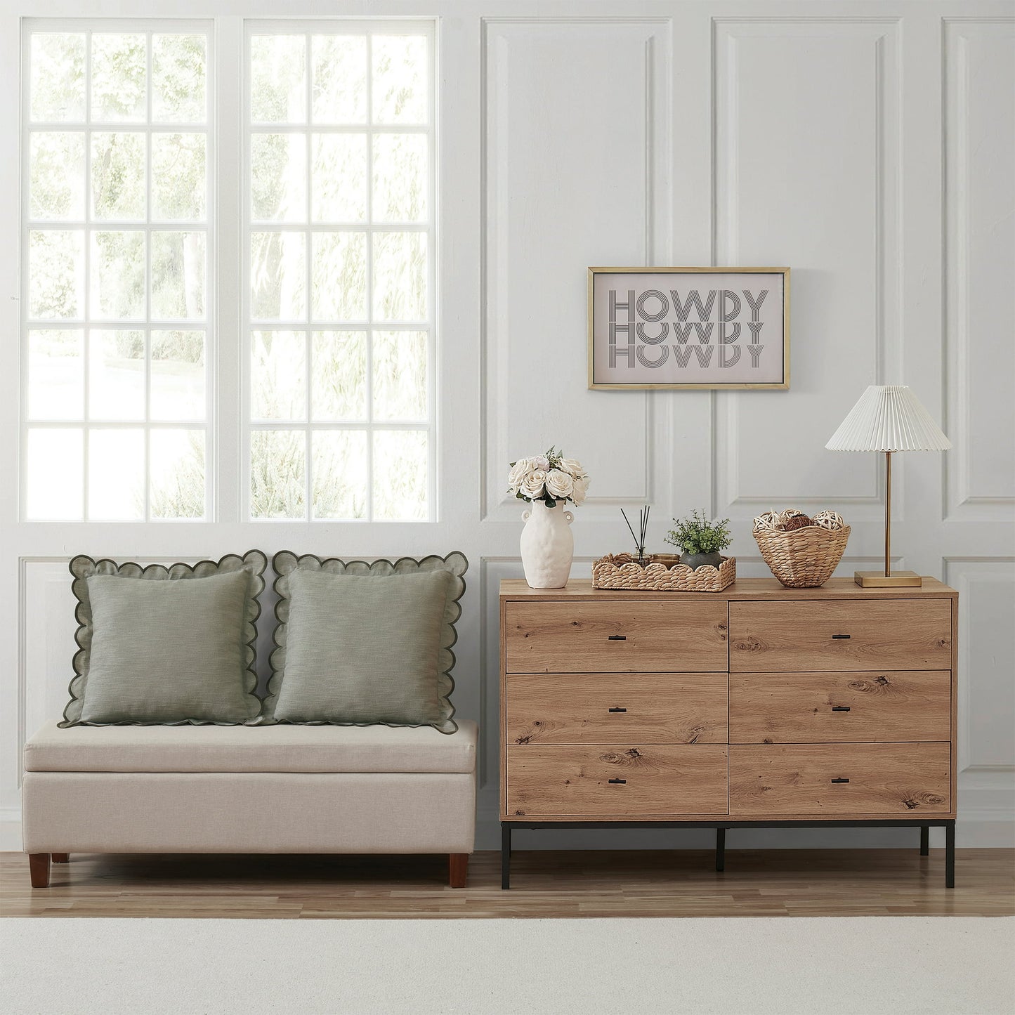 Home Decor Collection 11" x 14" Scalloped Woven Natural Water Hyacinth Decorative Tray