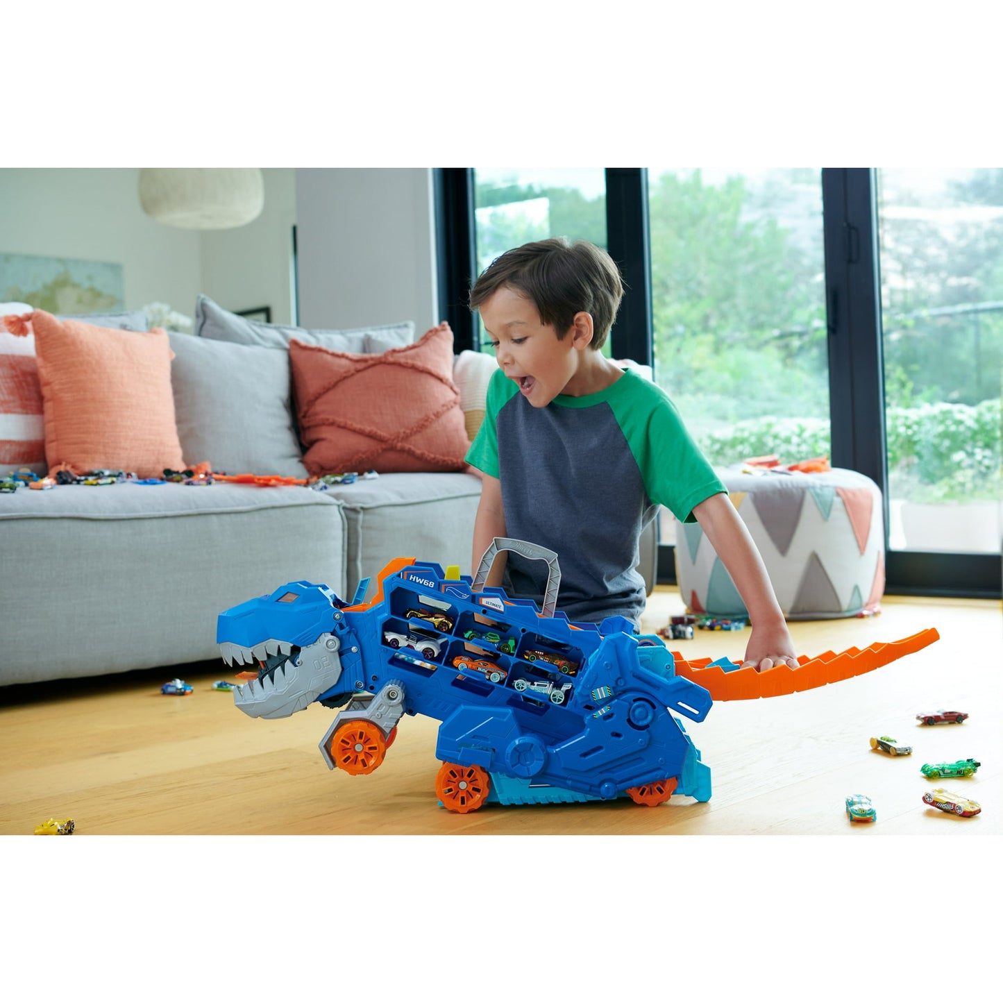 Hot Wheels City Ultimate T-Rex Transporter, Hauler Transforms into a Dino, Featured in ÒLetÕs RaceÓ